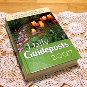 Christian, Guideposts 2007 edition of inspiring bible-based stories.